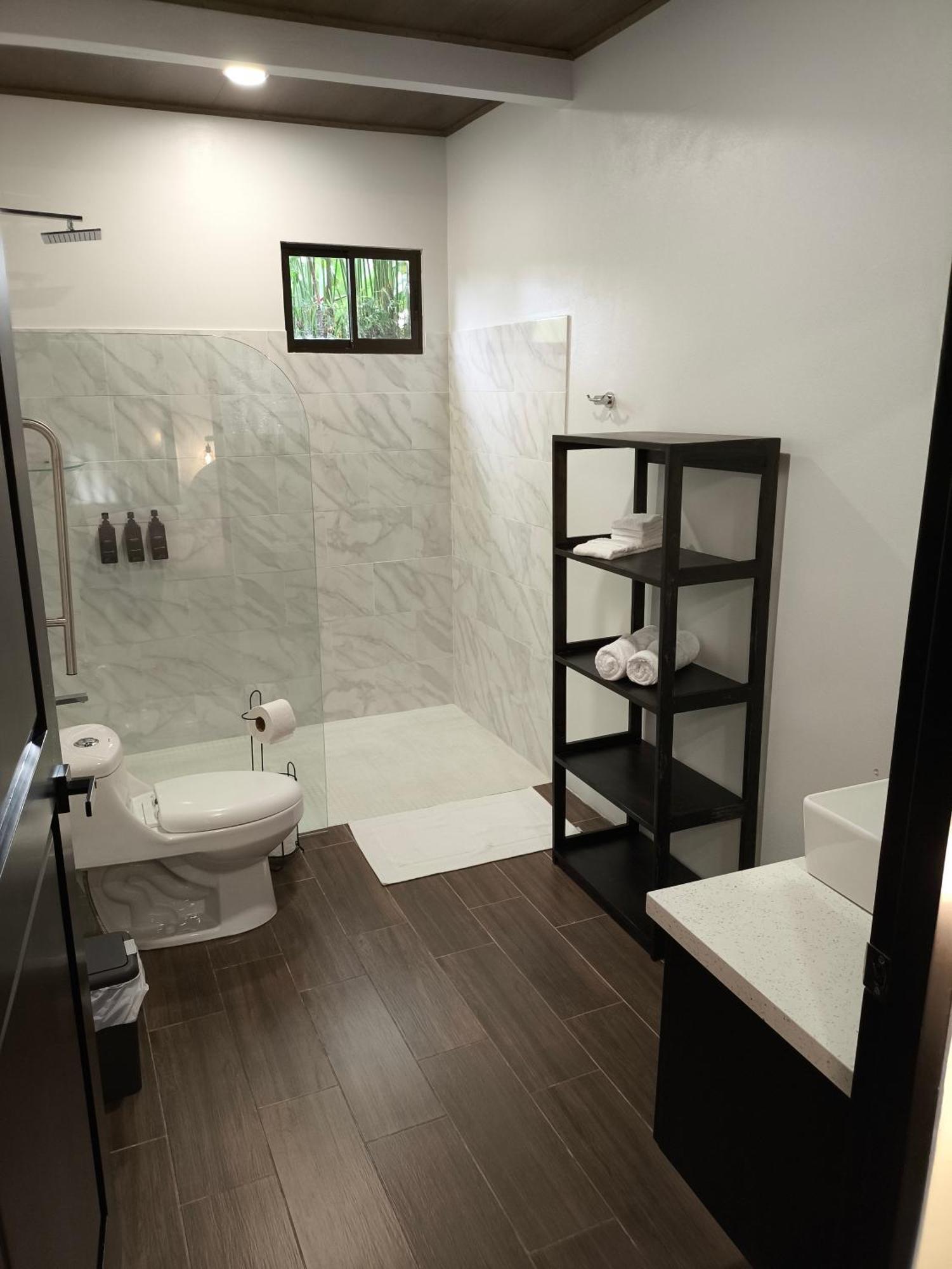 Madre Terra Bed & Breakfast Uvita Ngoại thất bức ảnh